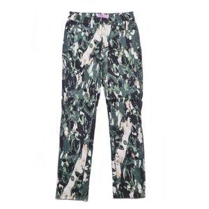 one Size 12 kids girl camo jeans